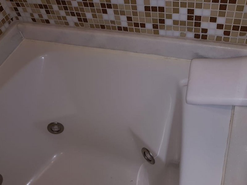 Casa à venda Jardim Passargada I com 180m² e 3 quartos por R$ 700.000 - 84768631-banheira1.jpg