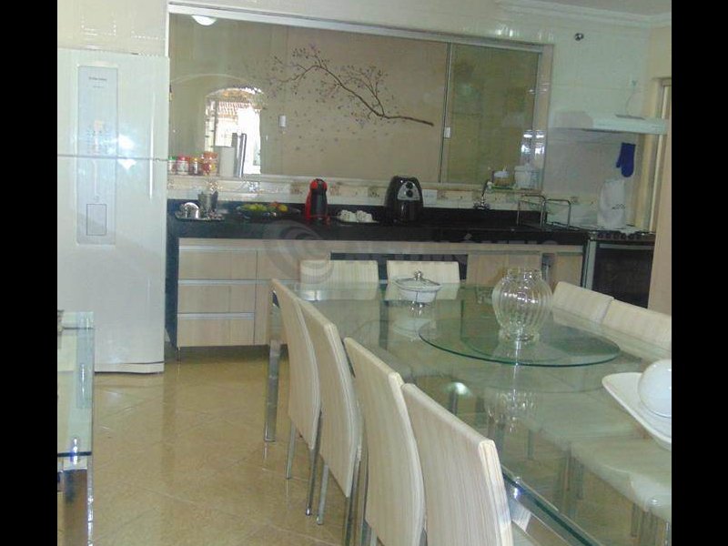 Casa à venda Alvorada com 200m² e 4 quartos por R$ 700.000 - 1807446942-a7e08721-5298-491e-88e1-13c701f776d7.JPG