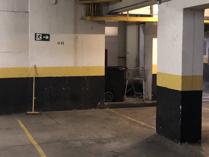 Comercial para alugar Centro com 12m² e  quartos por R$ 300 - 117769978-1a7339e0-4a9b-4a11-b9d0-d7ba283aa10d.jpeg