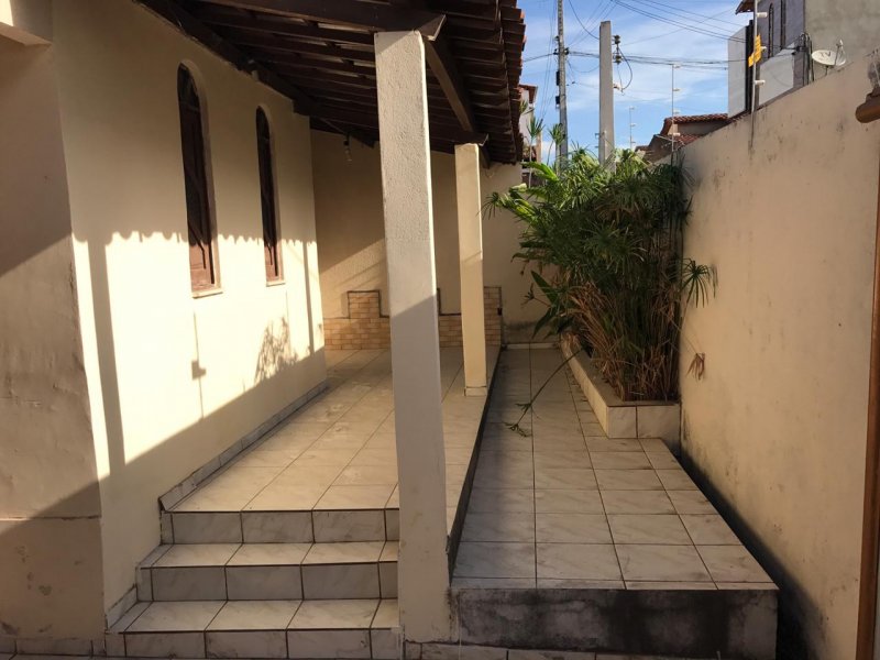 Casa de condomínio à venda Muchila com 200m² e 2 quartos por R$ 130.000 - 1152161351-f2ccb0a4-27af-4a87-9dfc-308f53f981c3.jpeg