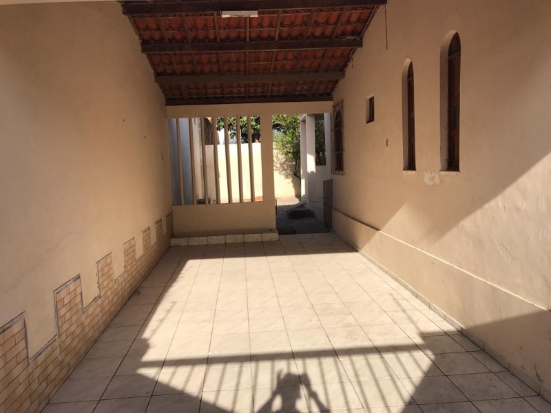 Casa de condomínio à venda Muchila com 200m² e 2 quartos por R$ 130.000 - 216998799-8def52b2-1583-41ae-adb4-414fee2415cc.jpeg