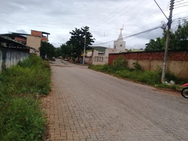 imóvel com 180m² - Bela Vista - Governador Valadares