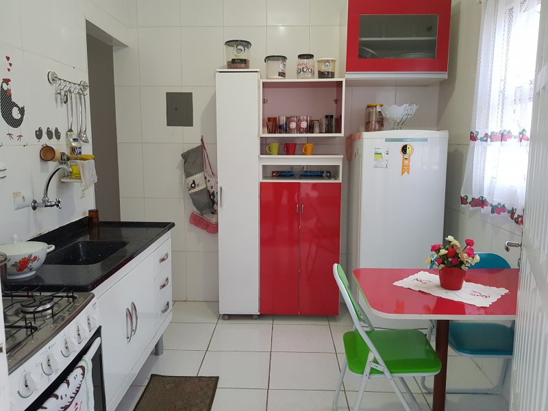Casa à venda Mariana com 69m² e 2 quartos por R$ 260.000 - 1670183878-cozinha-2.jpg