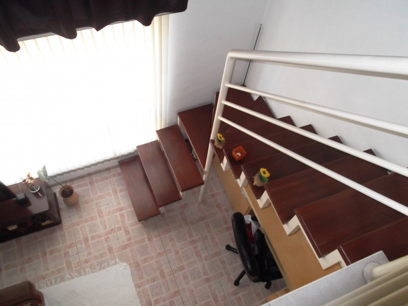 Apartamento à venda Vila Leopoldina com 40m² e 1 quarto por R$ 400 - 59719413-escada.jpg