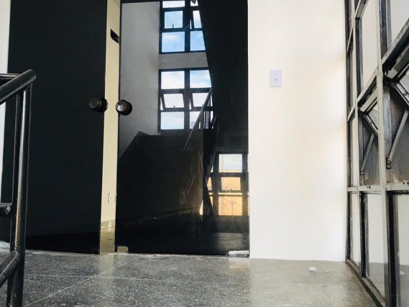 Apartamento para alugar Poção  com 440m² e 1 quarto por R$ 6.500 - 432448116-foto-entrada-do-2-andar.jpeg
