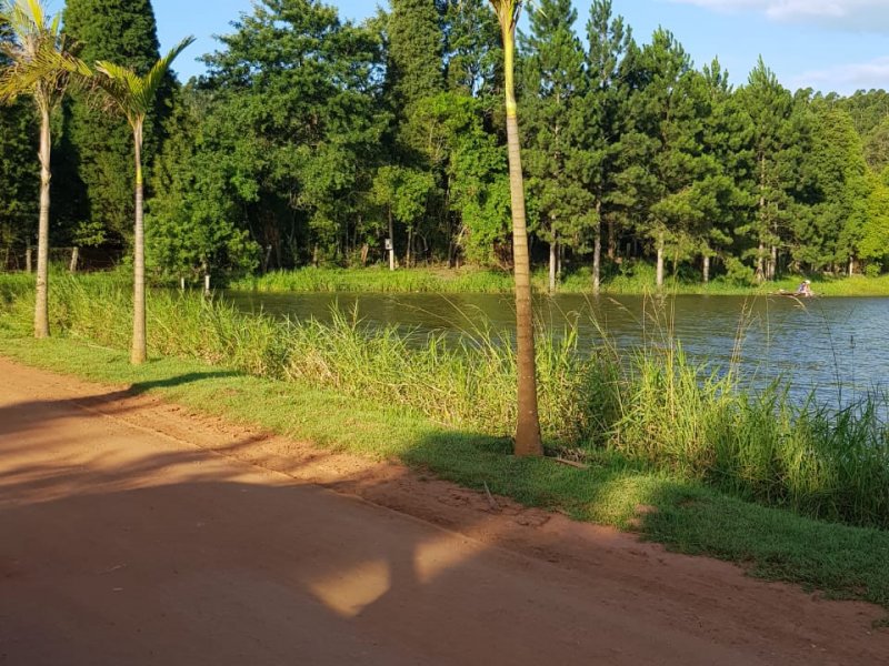 Chácara à venda Carafa com 1500m² e 3 quartos por R$ 170.000 - 1286145496-lago-1-entrada.jpeg