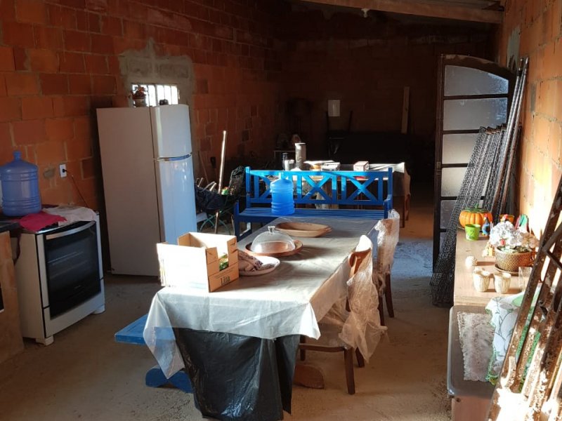 Chácara à venda Carafa com 1500m² e 3 quartos por R$ 170.000 - 1344015568-sala-cozinha.jpeg