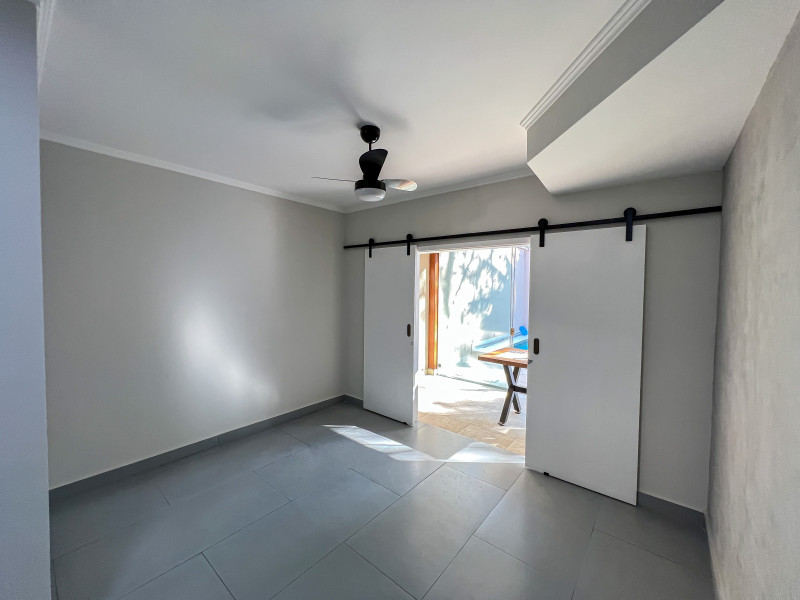 Casa à venda Cidade Jardim com 180m² e 3 quartos por R$ 700.000 - 281783184-sala-de-estar-1.JPG
