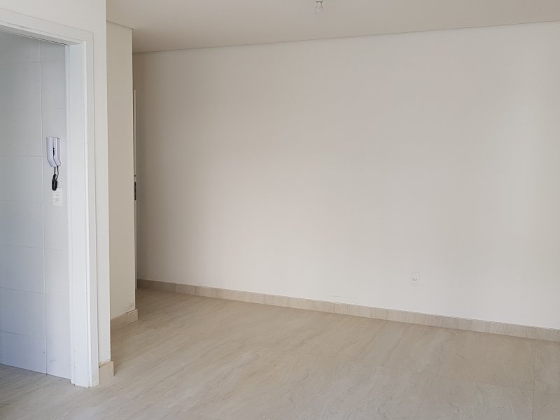 Apartamento para alugar Centro com 65m² e 2 quartos por R$ 2.800 - 1852682043-20190411-115508.jpg