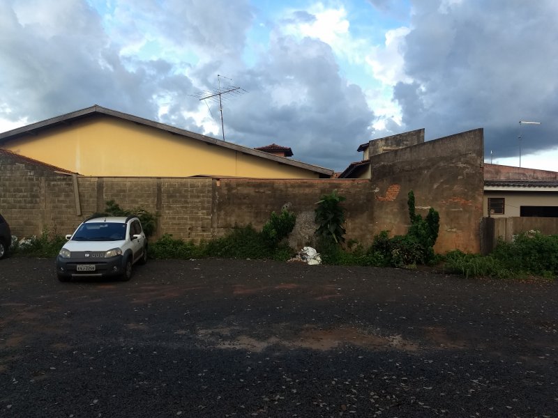Terreno à venda Centro com 750m² e  quartos por R$ 280.000 - 51624071-img-20180317-165901903.jpg