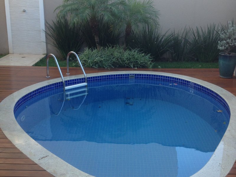 Sobrado à venda Terra Bonita com 285m² e 4 quartos por R$ 1.500.000 - 580289689-fundos-3-piscina.JPG
