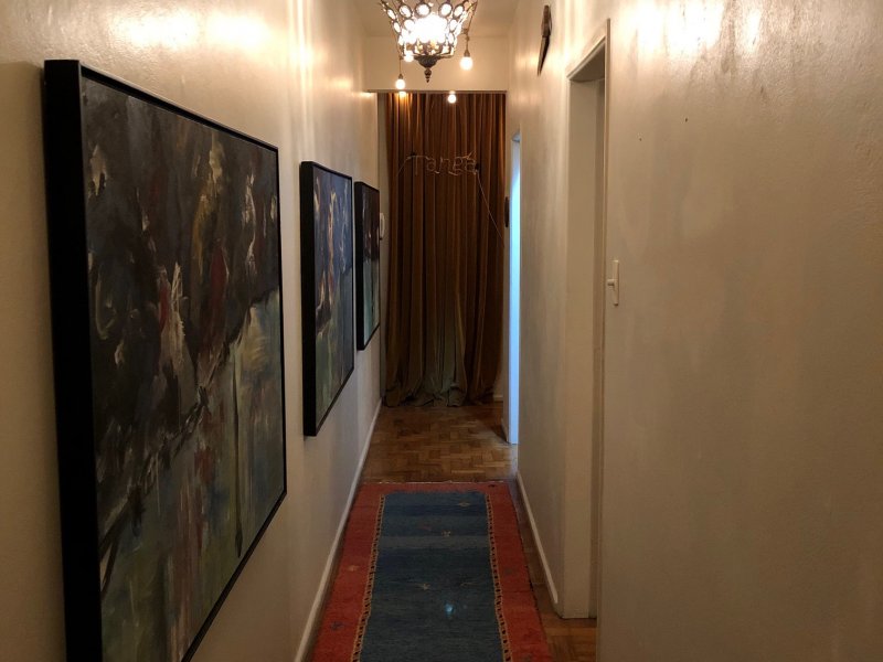 Apartamento à venda Vila Mariana com 107m² e 2 quartos por R$ 400.000 - 685849996-corredor.jpg