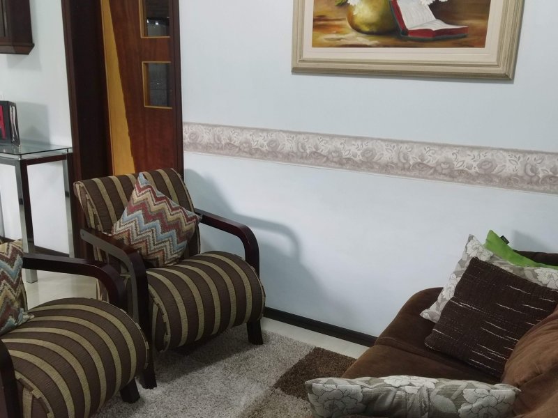 imóvel com 166m² - Portão - Curitiba