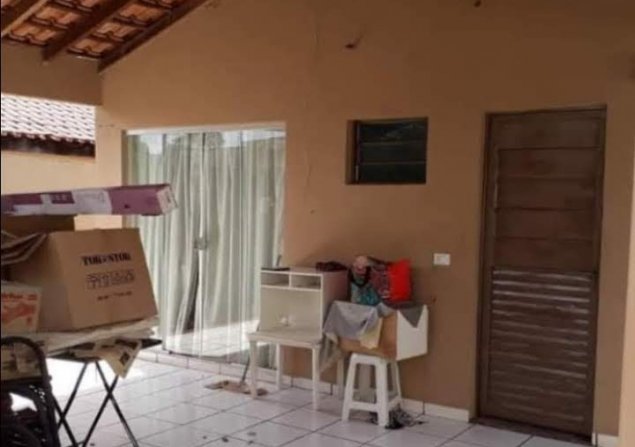 imóvel com 83m²