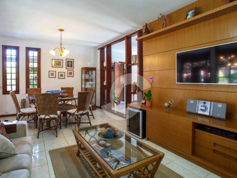 Casa à venda Itaipu com 260m² e 4 quartos por R$ 1.350.000 - 458023164-2e32ae38-c717-4319-8a4e-8ec1d12c92d6.jpeg