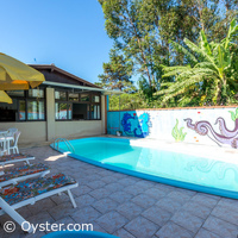 Comercial à venda Ingleses do Rio Vermelho com 1000m² e 15 quartos por R$ 3.500.000 - 1776554477-piscinacabanas4.jpg