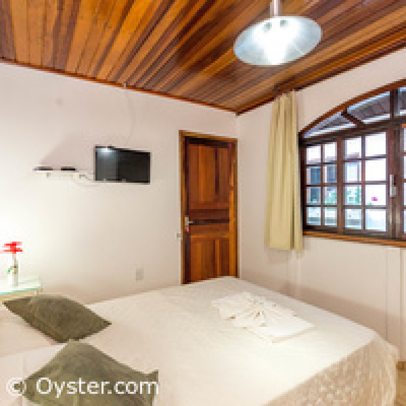 Comercial à venda Ingleses do Rio Vermelho com 1000m² e 15 quartos por R$ 3.500.000 - 979346969-suite-copia.jpg