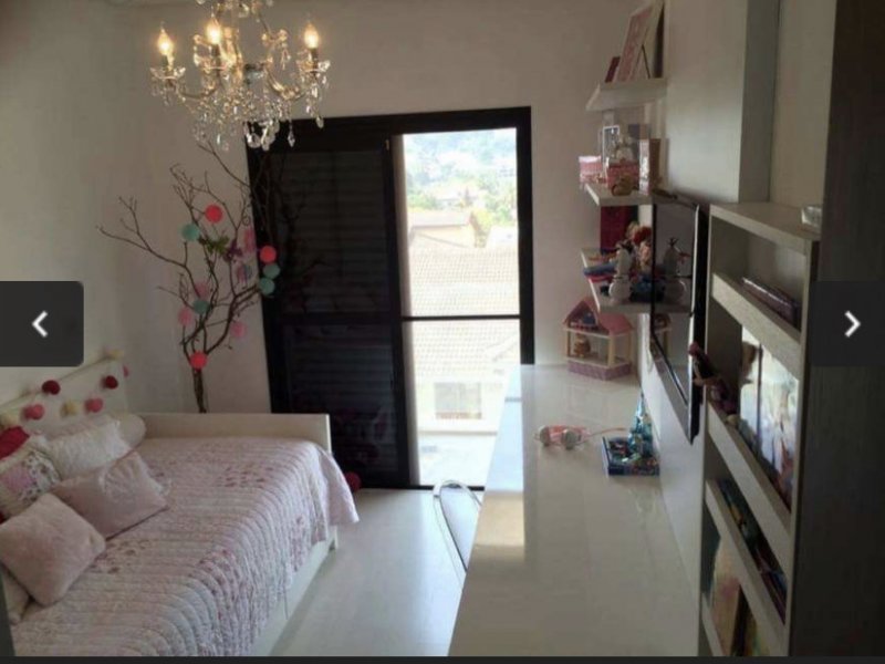 Casa de condomínio à venda Alphaville com 375m² e 4 quartos por R$ 3.600.000 - 1434118244-47e5674b-03d9-4502-8a75-e445efc5a3ad.jpeg