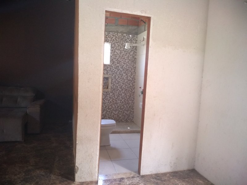 Casa à venda centro com 200m² e 3 quartos por R$ 150 - 162744657-img-20190408-111355310.jpg