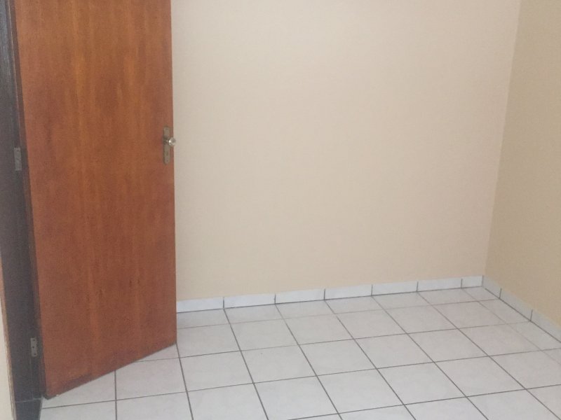 Apartamento à venda Parque Residencial do Camaru com 55m² e 2 quartos por R$ 135.000 - 50807770-foto-21-12-15-13-45-29.jpg