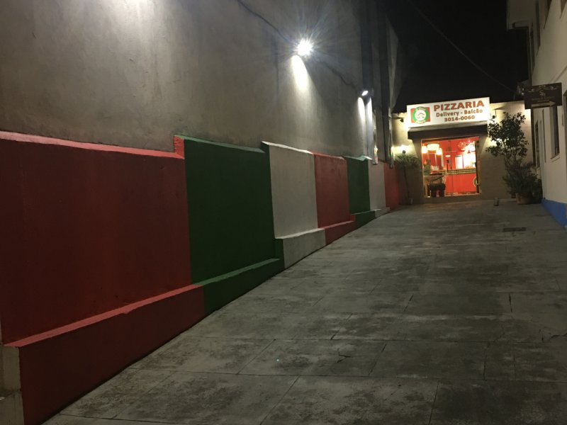 Comercial à venda Bacacheri com 60m² e  quartos por R$ 60.000 - 1950068200-7d9a4741-e3ee-41c4-abbd-eb2b100c7bea.jpeg