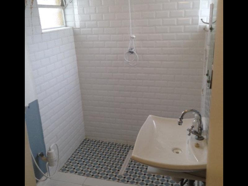 Apartamento à venda República com 65m² e 2 quartos por R$ 297.000 - 993971217-banheiroreformado.jpg