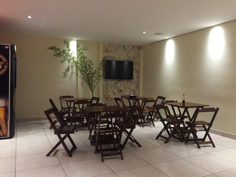 Comercial à venda Setor Centro e Oeste com 300m² e  quartos por R$ 430.000 - 1251172692-img-2935.JPG
