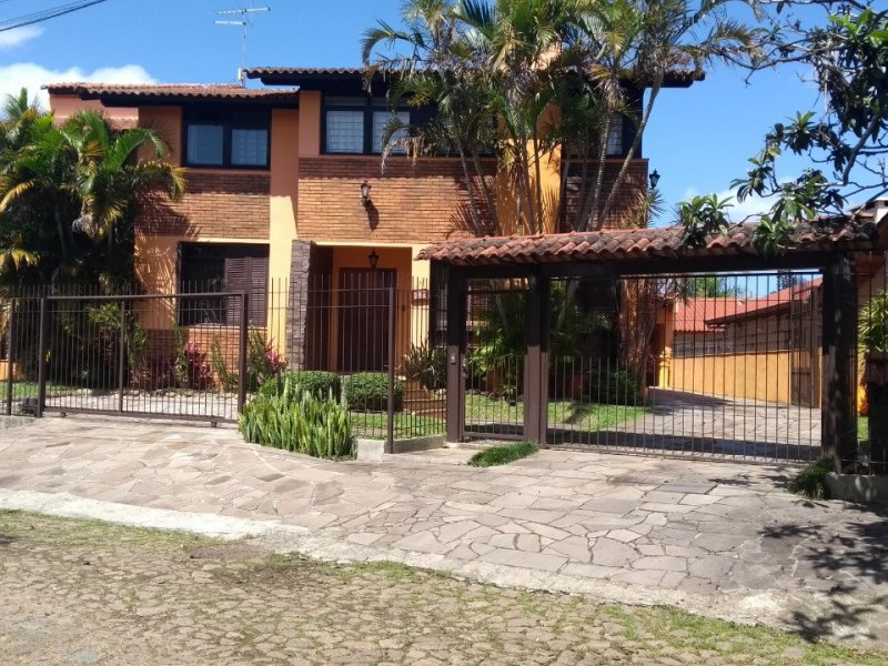 Casa à venda Guarujá com 520m² e 5 quartos por R$ 800.000 - 2050607545-img-20190409-wa0000.jpg