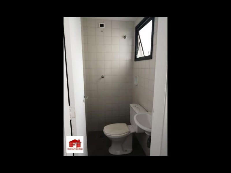 Apartamento à venda Tatuapé com 68m² e 2 quartos por R$ 580.000 - 1132065455-banheiro-empregada.jpg