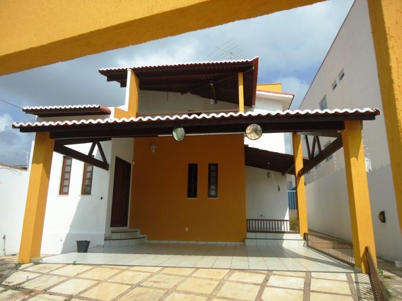 Casa à venda Nova Parnamirim com 319m² e 4 quartos por R$ 320.000 - 1387483824-frente-2.JPG