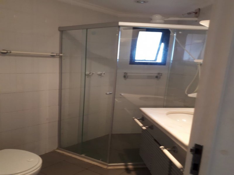 Apartamento à venda Morumbi com 147m² e 3 quartos por R$ 750.000 - 436889746-banheiro-suite.jpg
