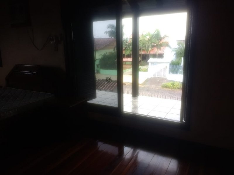 Casa à venda Sol Nascente com 300m² e 3 quartos por R$ 320.000 - 686824578-whatsapp-image-2019-04-16-at-11.jpeg