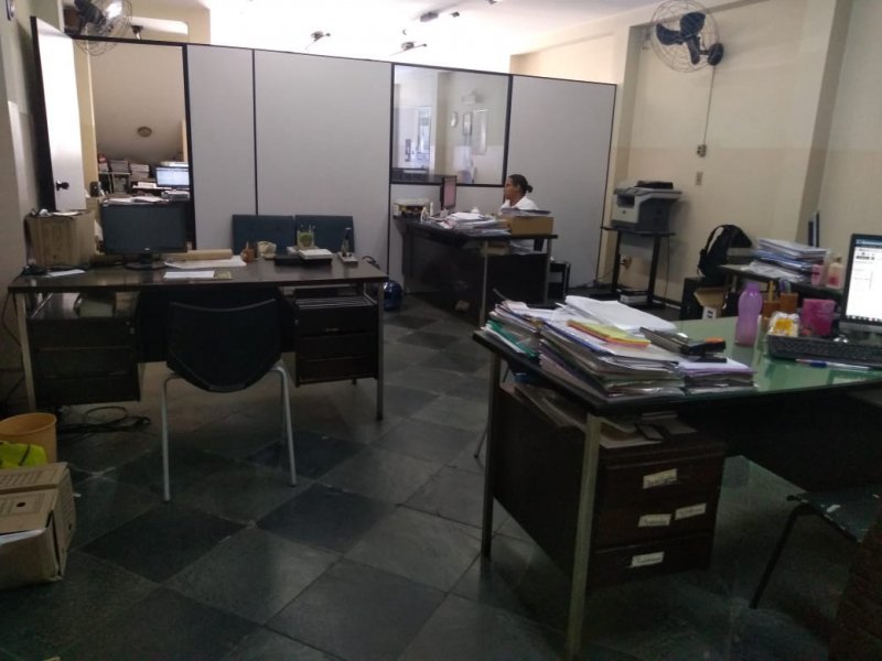 Comercial à venda Vila Augusta com 150m² e  quartos por R$ 400.000 - 1632827093-img-20190411-wa0010.jpg