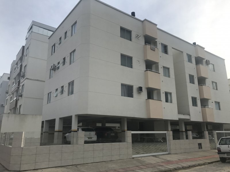 Apartamento à venda Barra do Aririu com 60m² e 2 quartos por R$ 145.000 - 1252502950-9c997193-1a75-49ad-b911-b7ee2ba832e5.jpeg