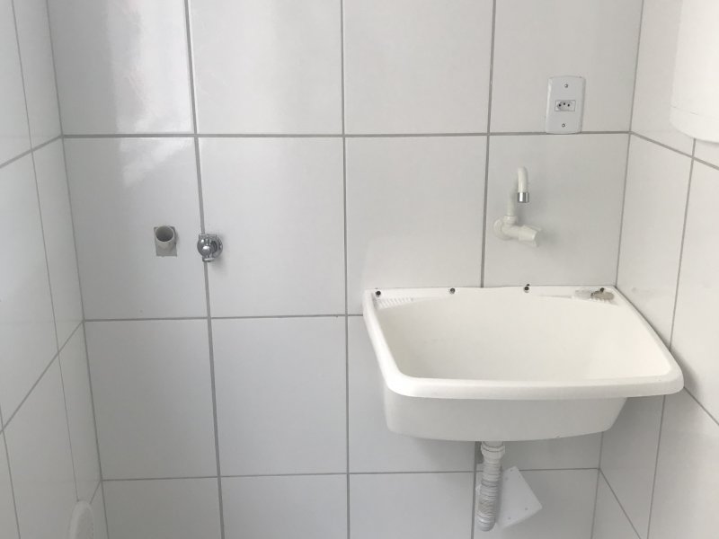 Apartamento à venda Barra do Aririu com 60m² e 2 quartos por R$ 145.000 - 83154179-4082ff59-8313-470d-9a85-32eb30ebc20d.jpeg