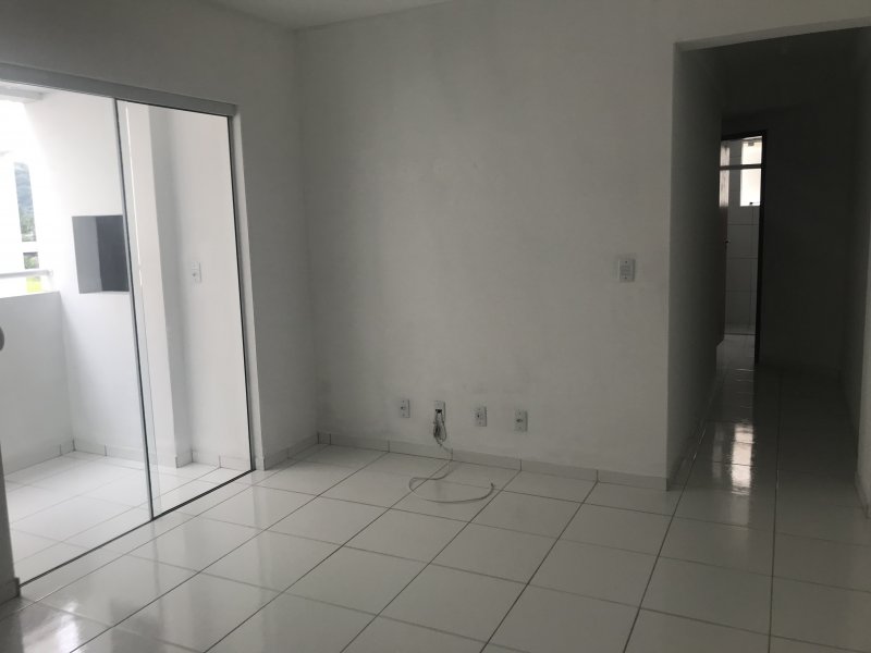 Apartamento à venda Barra do Aririu com 60m² e 2 quartos por R$ 145.000 - 9042397-82526f3e-8b89-4849-a986-e6ffd8020f7b.jpeg