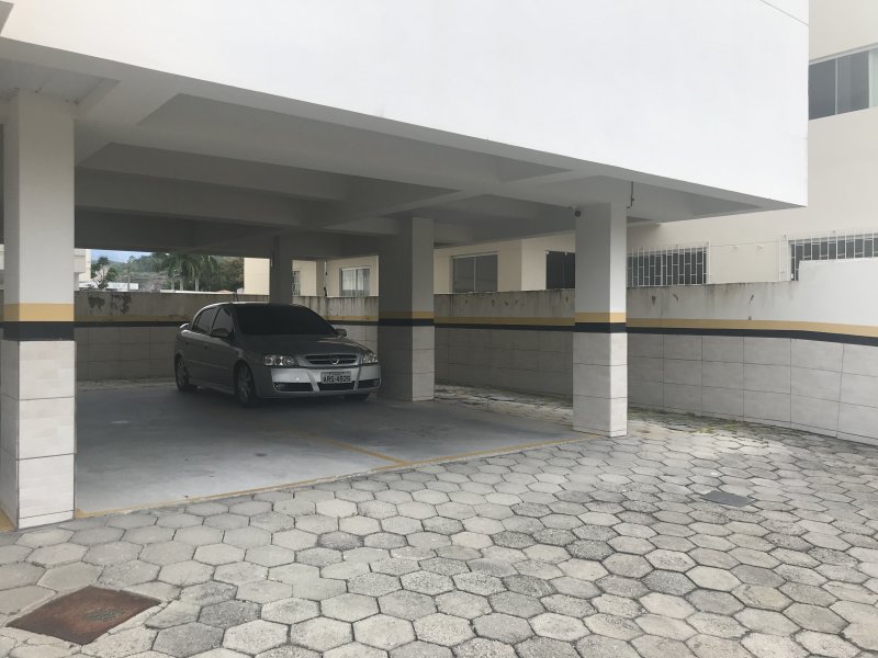 Apartamento à venda Barra do Aririu com 60m² e 2 quartos por R$ 145.000 - 911614667-80f288c0-f0a2-4d38-bd40-d737c21a2c97.jpeg