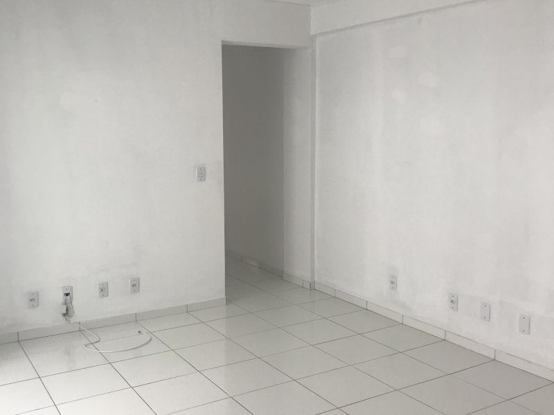 Apartamento à venda Barra do Aririu com 60m² e 2 quartos por R$ 145.000 - 991267494-2acd4a3f-c4ea-4809-aa6f-3dec3d8fc1ce.jpeg
