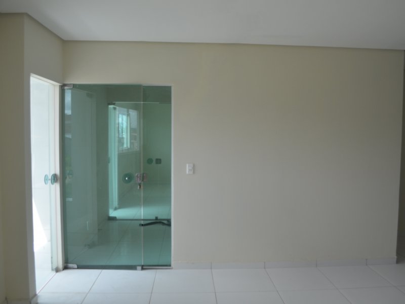 Apartamento à venda Universitário com 120m² e 3 quartos por R$ 210.000 - 1043925126-sala-porta-de-entrada.JPG
