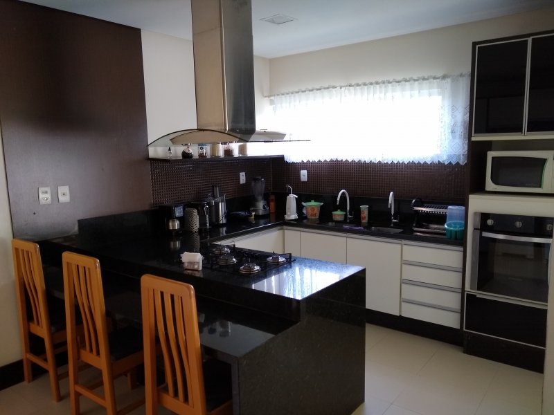 Casa de condomínio à venda Portão com 300m² e 4 quartos por R$ 1.350.000 - 1203678088-img-20190420-093648492.jpg