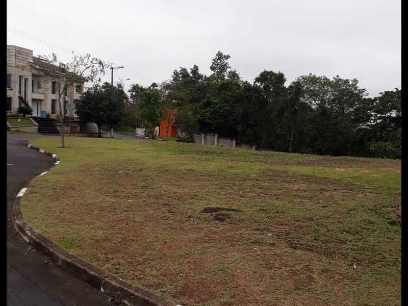 Terreno à venda Jardim Aracy com 700m² e  quartos por R$ 300.000 - 1904737587-a6aacf34-6a2c-45a5-a64a-a1876289dc45.jpeg