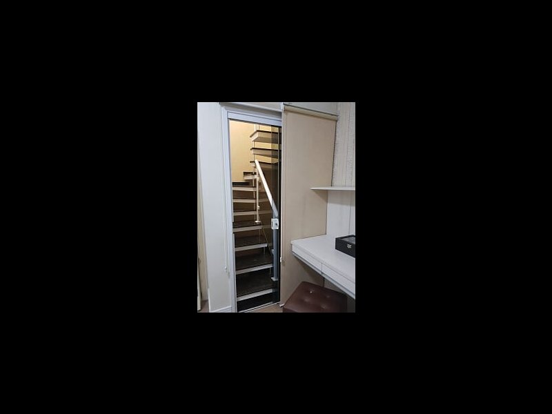 Apartamento à venda Jardim Jau com 90m² e 2 quartos por R$ 350.000 - 1005472307-escada-para-o-terraco-1.jpg