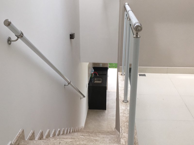 Casa à venda Centro com 180m² e 3 quartos por R$ 750.000 - 1430036221-c31f3c72-d384-4ffa-8744-21cdd2afdee9.jpeg