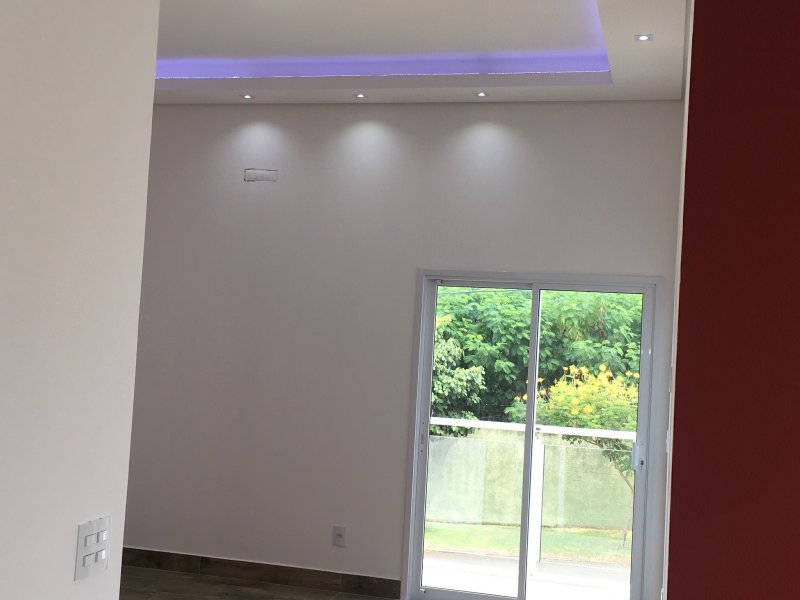 Casa à venda Centro com 180m² e 3 quartos por R$ 750.000 - 2080844319-93d87d04-df3a-40a2-ab90-d58d5844378e.jpeg