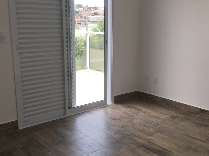 Casa à venda Centro com 180m² e 3 quartos por R$ 750.000 - 330394460-7f1b4084-02e8-46ba-baf4-ee251c260350.jpeg