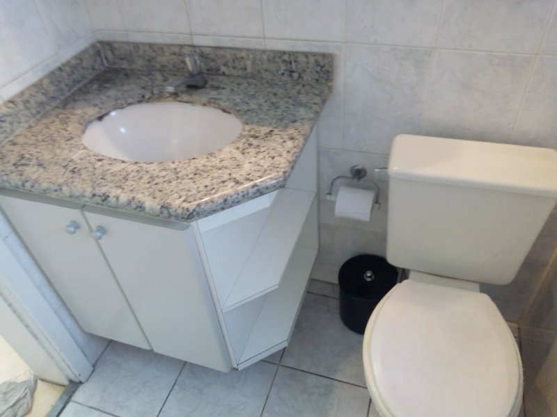 Apartamento à venda Vila Mangalot com 40m² e 1 quarto por R$ 300.000 - 988347739-wc.jpeg