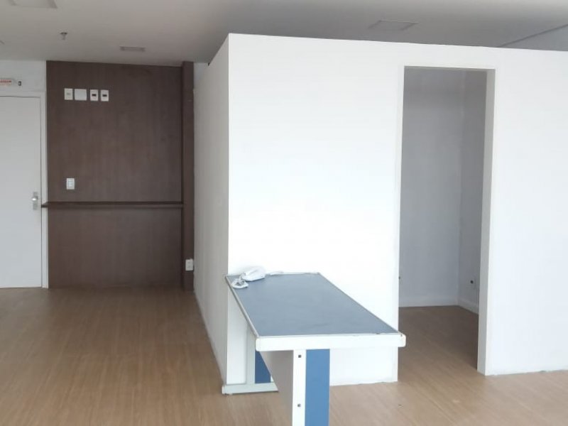 Comercial à venda Centro com 43m² e 1 quarto por R$ 280.000 - 2121208944-img-20190503-wa0013.jpg