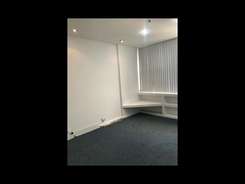 Comercial para alugar Centro com 36m² e  quartos por R$ 1.200 - 1899472412-57255ee8-eae3-4664-8b50-0d44466f5c07.jpeg