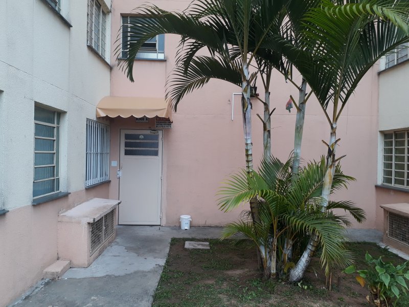 Apartamento à venda Conjunto Habitacional Santa Etelvina II com 43m² e 2 quartos por R$ 130.000 - 2135186332-2.jpg