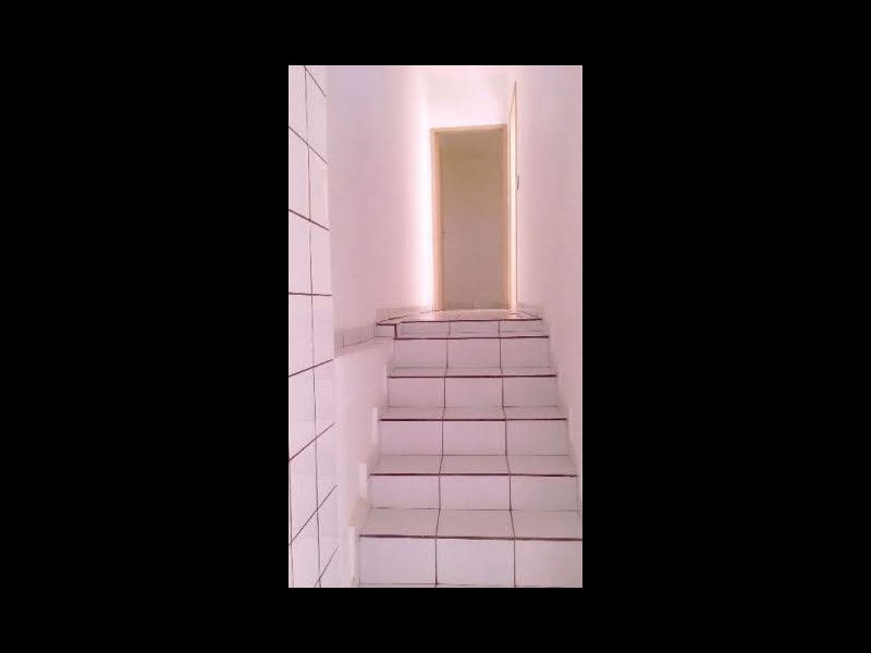 Casa à venda Vila Invernada com 225m² e 4 quartos por R$ 720.000 - 780440056-corredor-interno3.jpg